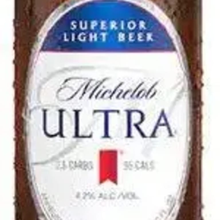 Refreshing Michelob Ultra at Our American Bar & Grill